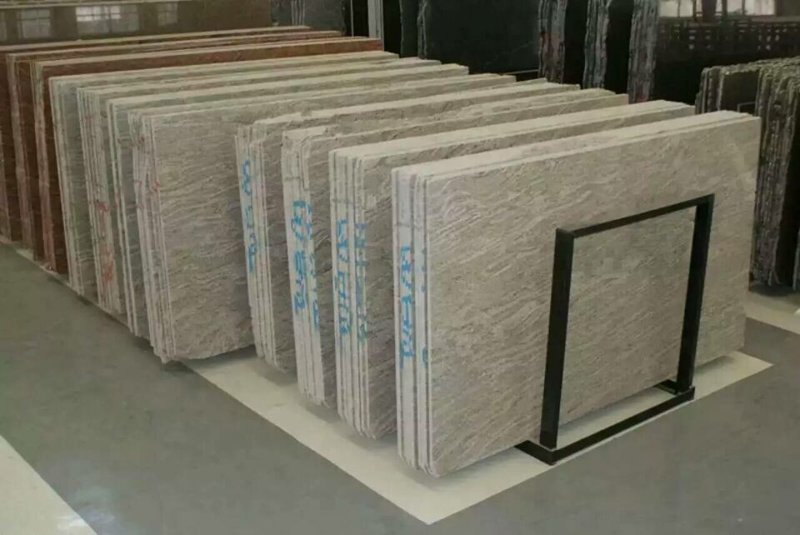 石材幕墙作为现代建筑中常见的装饰元素，其施工规范直接关系到建筑物的安全性和美观度。今天我们就来对比一下最新的石材幕墙施工规范，看看它们与过去有哪些不同之处。